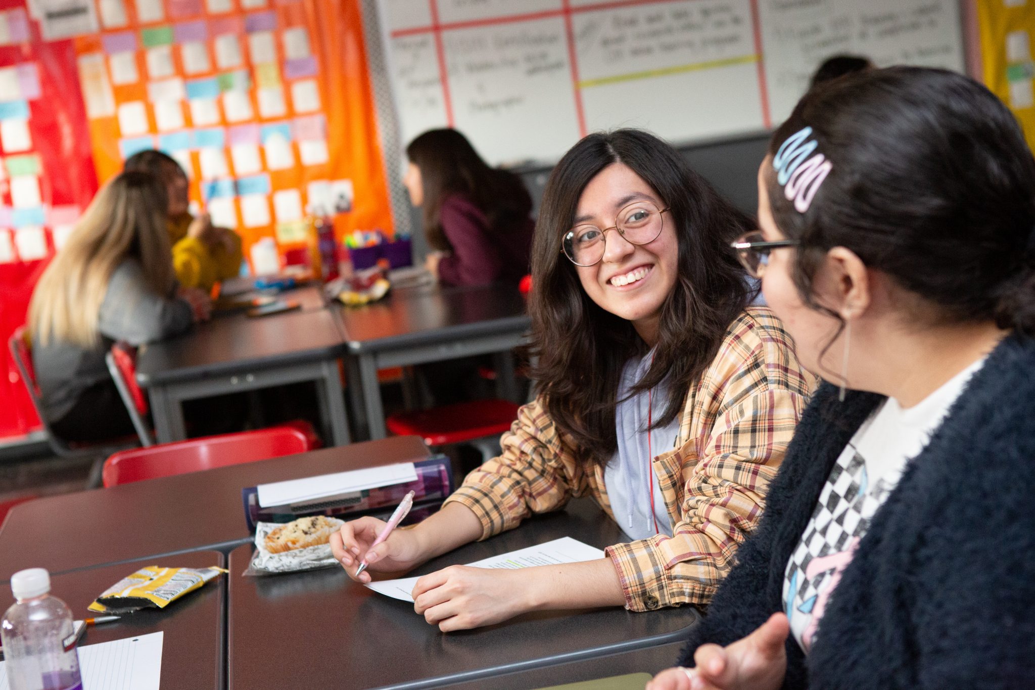 two-high-school-girls-in-a-research-class-stuart-foundation